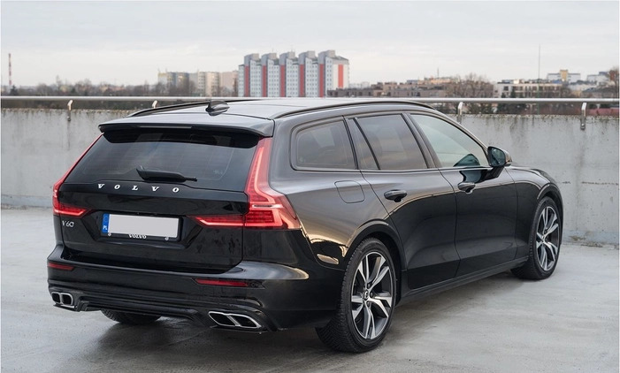 Volvo V60 cena 97900 przebieg: 155000, rok produkcji 2018 z Lublin małe 596